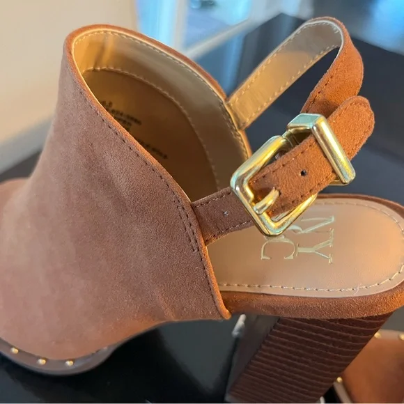 NY&C Sling Back Peep Toe Boot Brand New in Box Never Worn - Picture 3 of 10